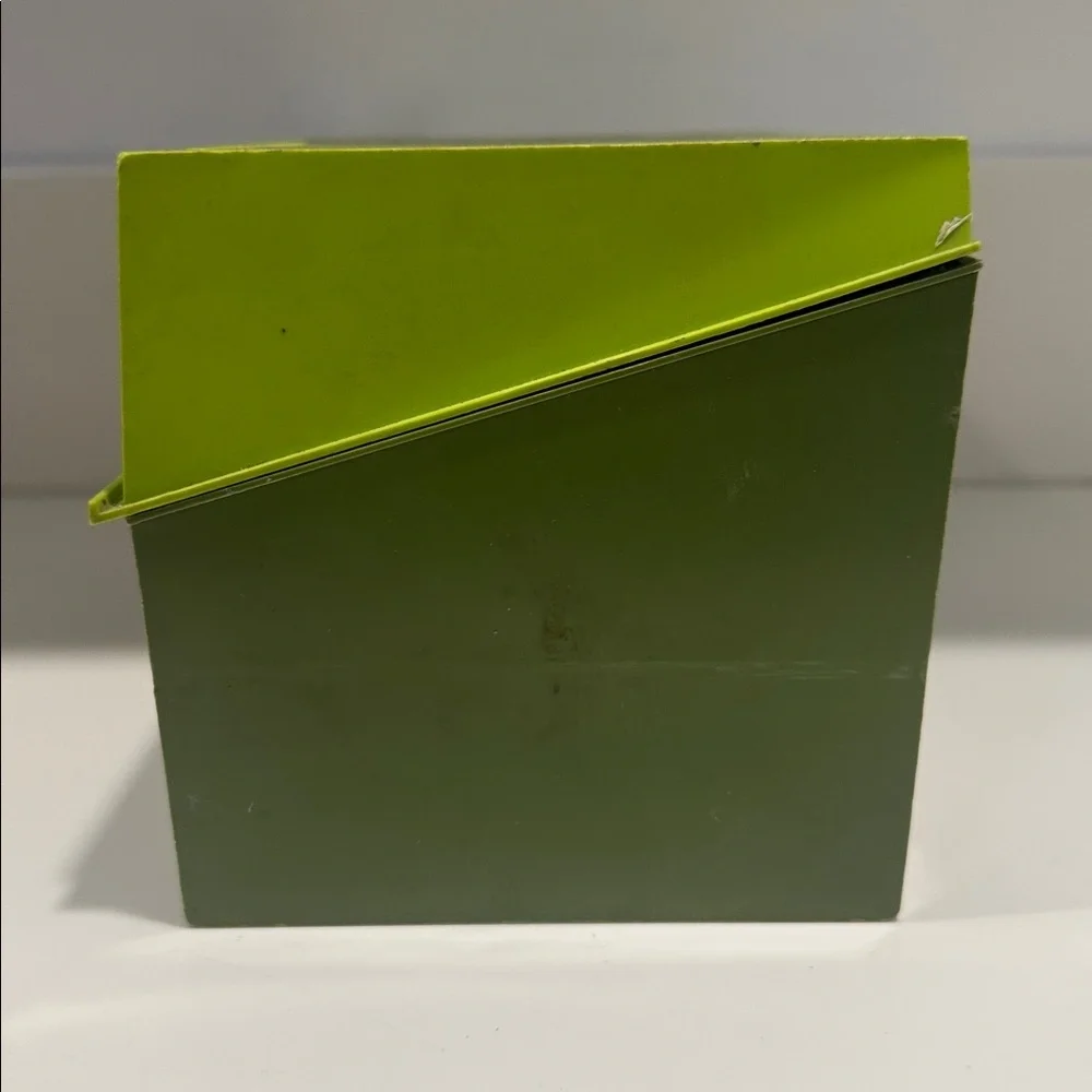 VINTAGE 1970s Betty Crocker Recipe Card Library, Avocado Green Kitchen Decor